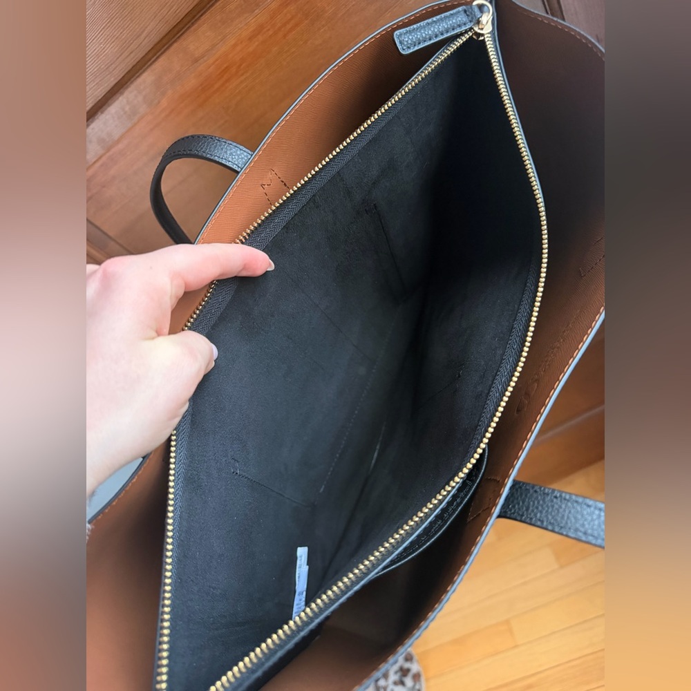 Quince Italian Leather Triple Compartment Shopper Tote - Picture 7 of 13
